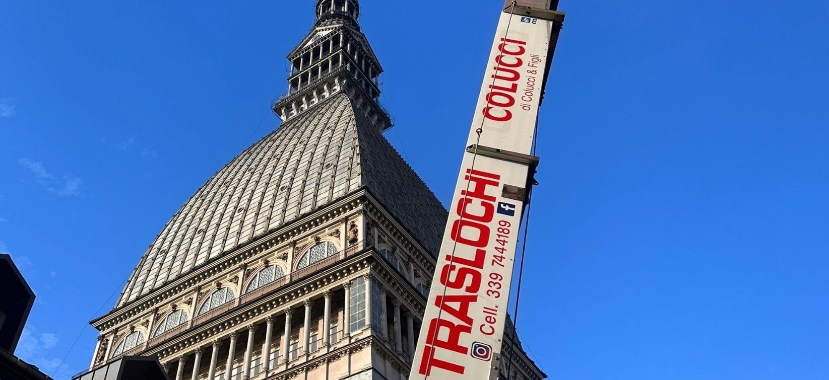 Autoscala Colucci Traslochi alla Mole Antonelliana